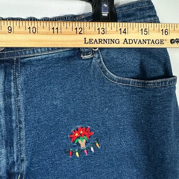 Quacker Factory Christmas Blue Jeans with Festive Embroidery Size Large - Picture 7 of 10